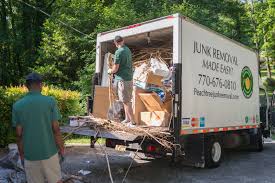 Best Carpet Removal and Disposal  in Okemos, MI